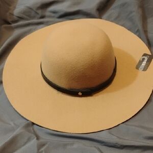 Guess Tan Wide-Brim Hat